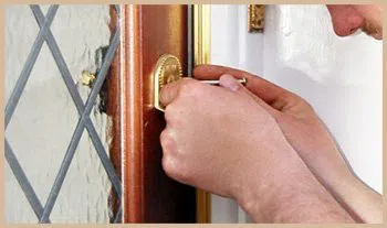 Elite Locksmith Services Tustin, CA 714-923-1187 - 2-lockout-service